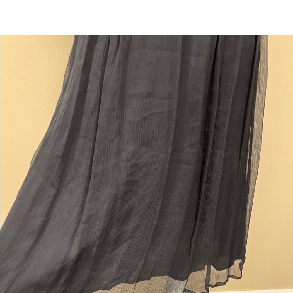 French connection size 4 soft gray beautiful condition